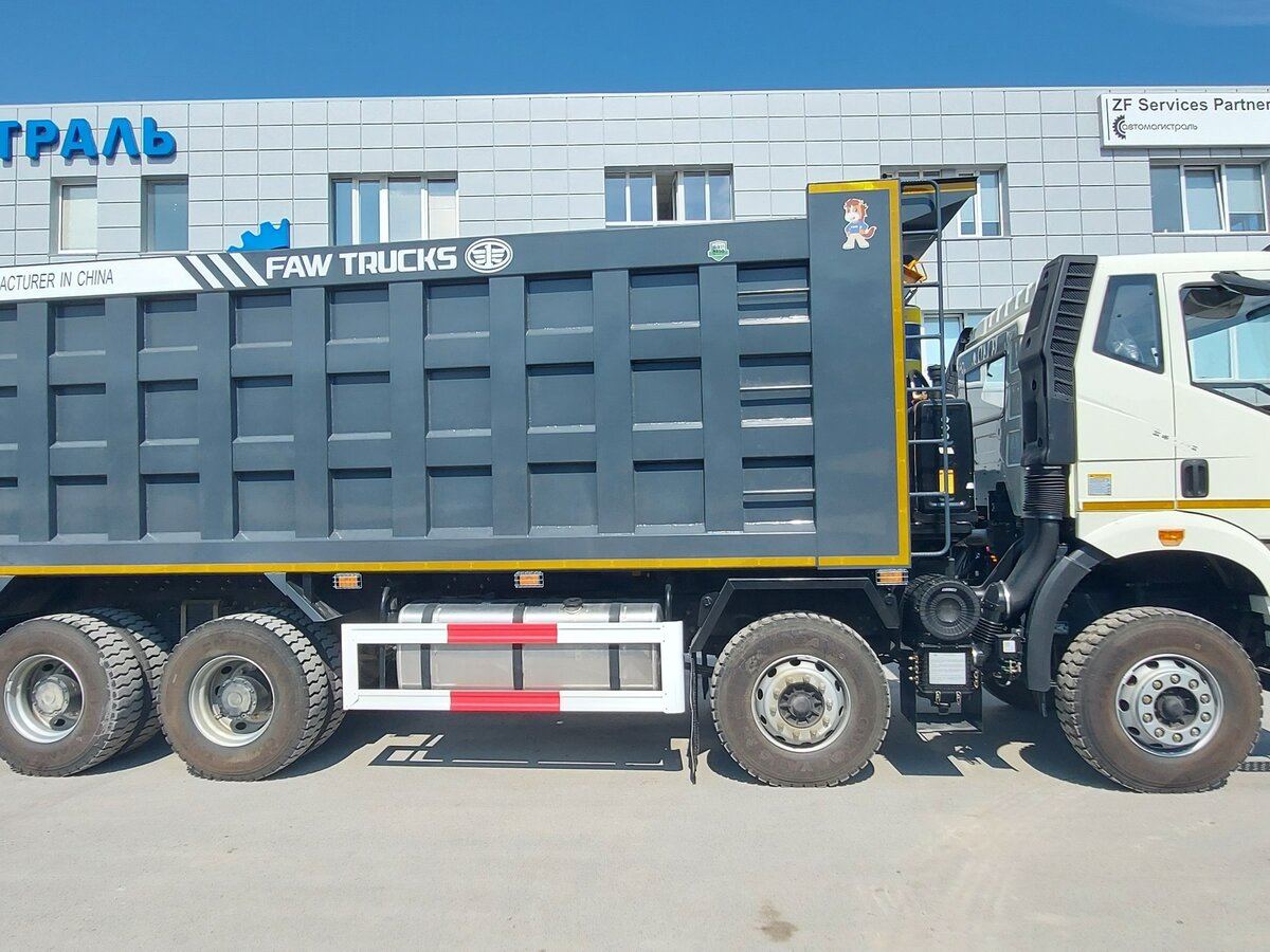 FAW три оси